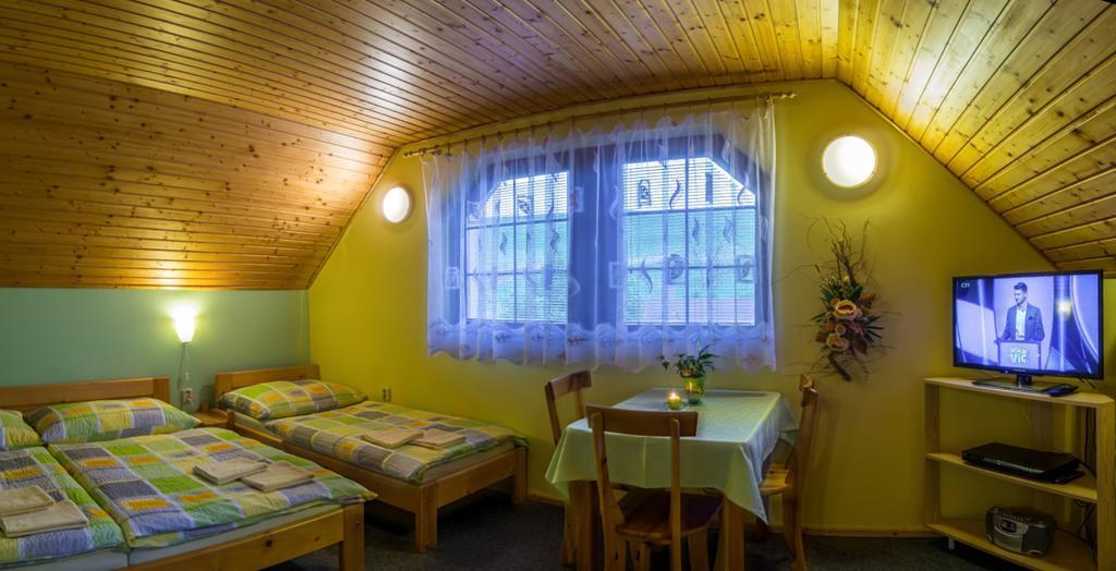 Ada Apartments Липтовски-Трновец Номер фото
