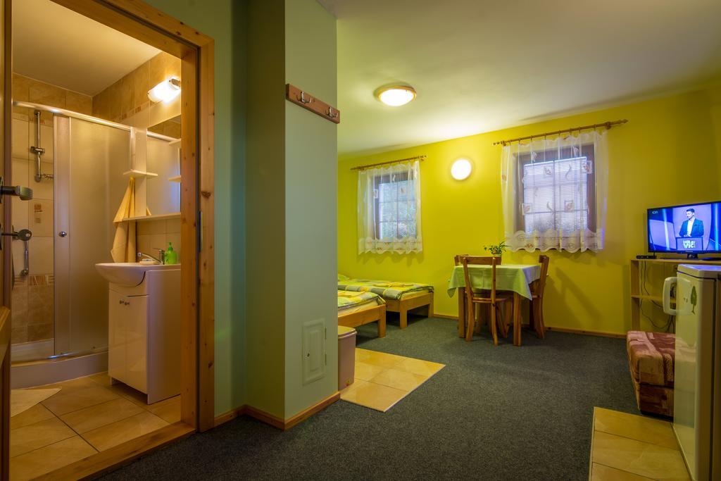 Ada Apartments Липтовски-Трновец Номер фото