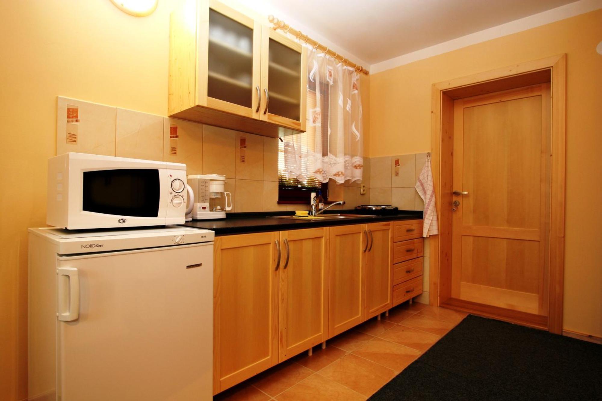 Ada Apartments Липтовски-Трновец Экстерьер фото