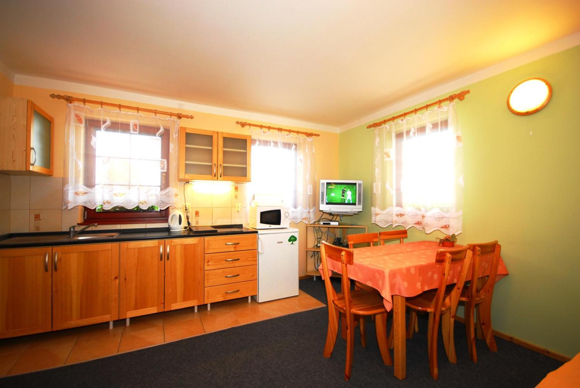 Ada Apartments Липтовски-Трновец Экстерьер фото