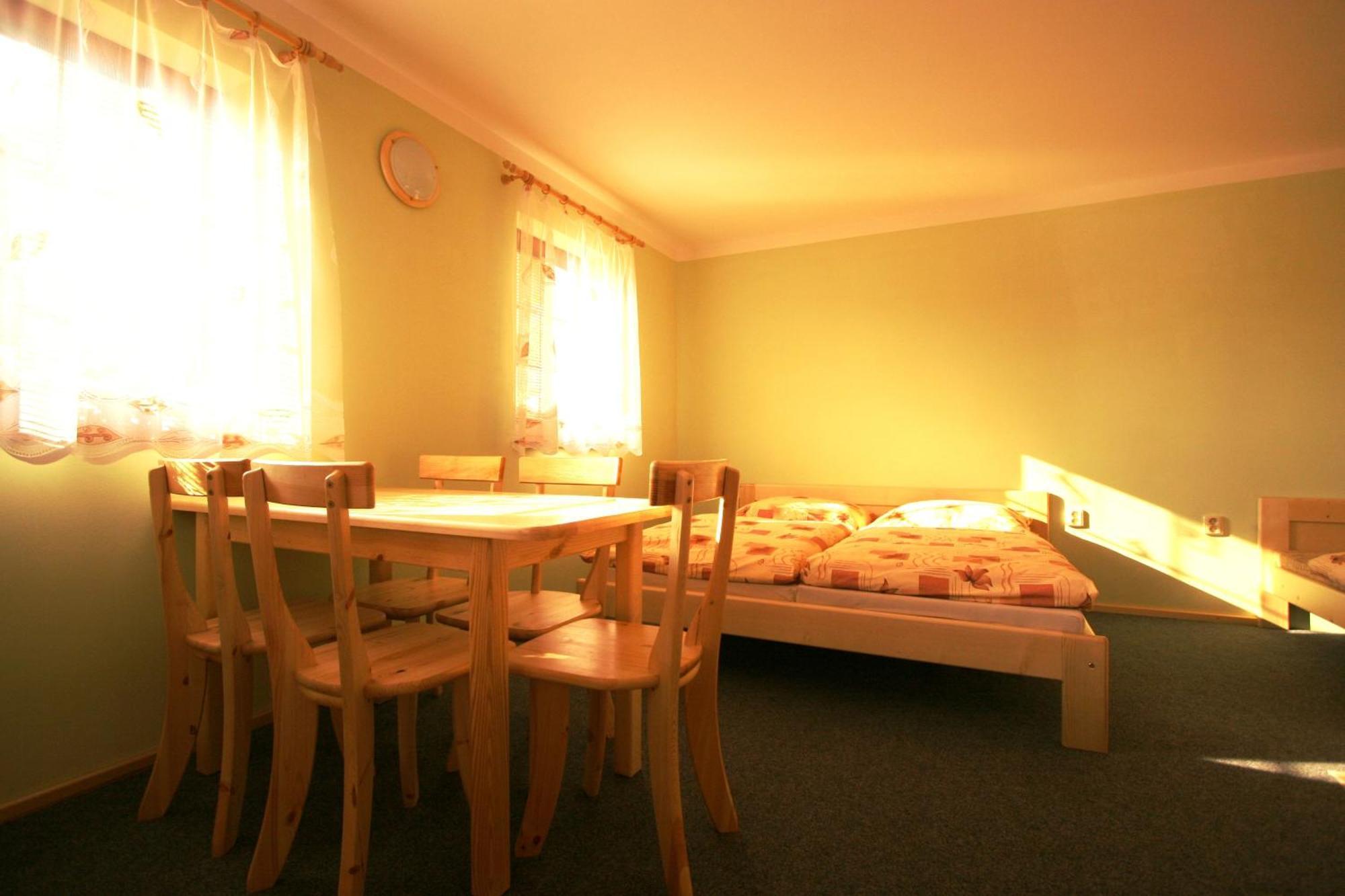 Ada Apartments Липтовски-Трновец Экстерьер фото