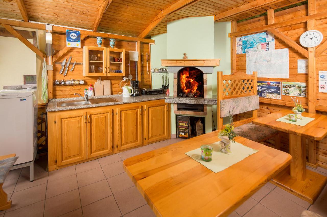 Ada Apartments Липтовски-Трновец Экстерьер фото