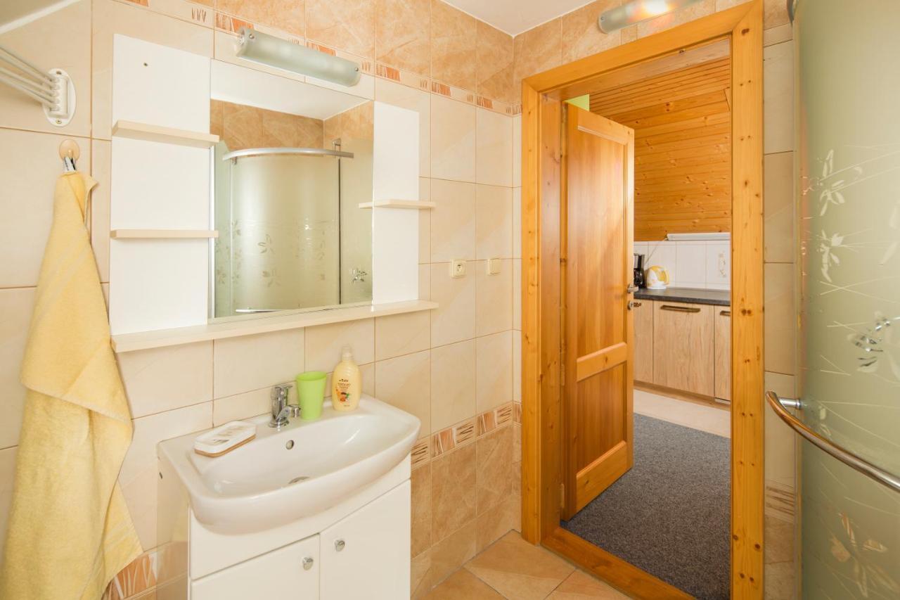 Ada Apartments Липтовски-Трновец Экстерьер фото